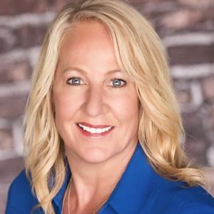 Meet your Posher, Deann